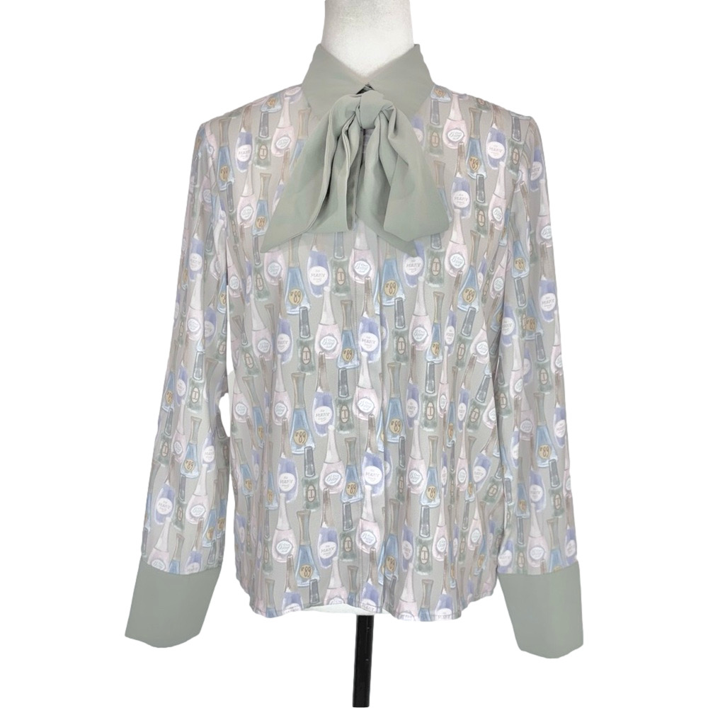 Icone cosmetic motif bow blouse, NWT